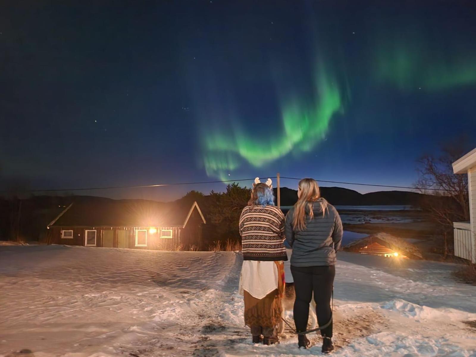 Ulvsvag Gjestgiveri Og Fjordcamping As Exteriér fotografie